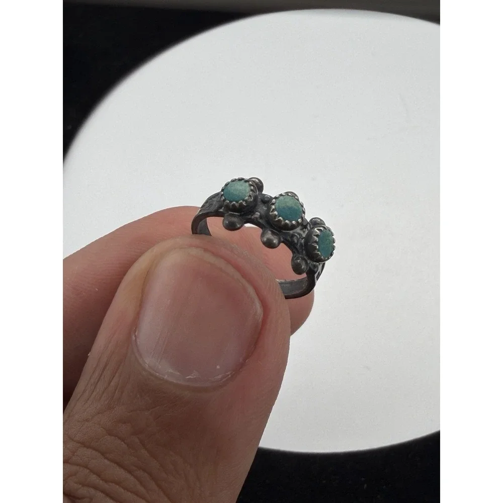 Vintage Sterling Silver Green Turquoise Baby Ring Size 1.5